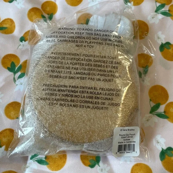 Vera Bradley Bee Design Yellow Coin Purse🐝🌻🐝 - Picture 12 of 12